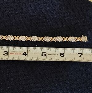 STUNNING X & HEART 14 KT BRACELET